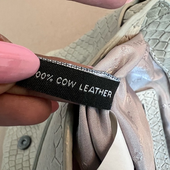 MARC JACOBS Snake Stamped Werdie Top Handle Messenger Satchel Cow Leather Strap - Picture 8 of 14